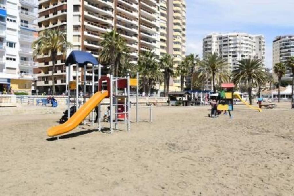 Small Apartament By The Sea มาลากา ภายนอก รูปภาพ